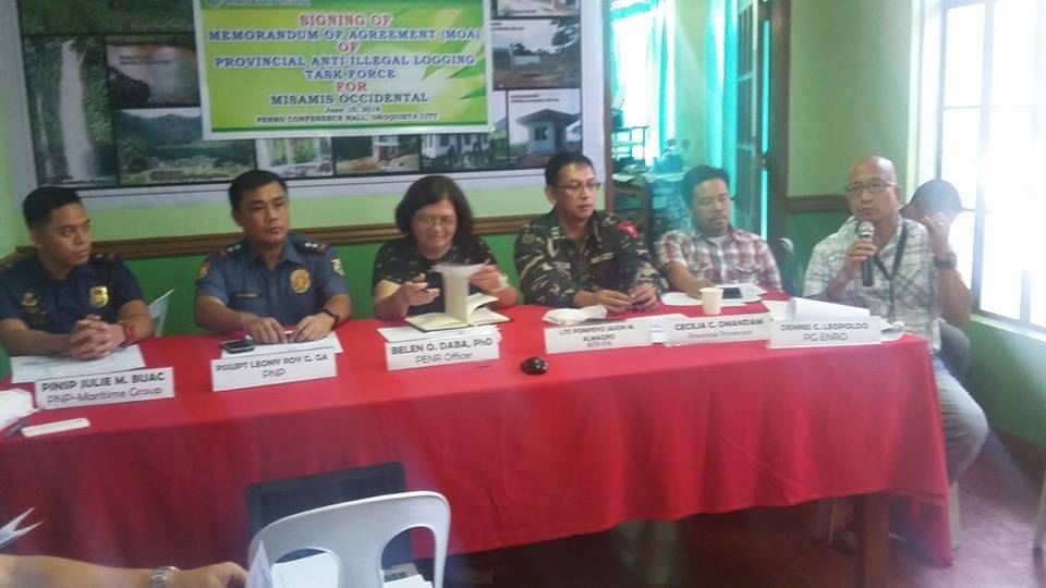 thephotos/2016/Provincial Anti-illigeal Logging Task Force, MOA Signing (June 10, 2016)/13413591_1616645381983551_7227229167789521624_n.jpg